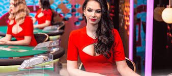 Baccarat Asia Gaming menampilkan area kartu dealer dan pemain